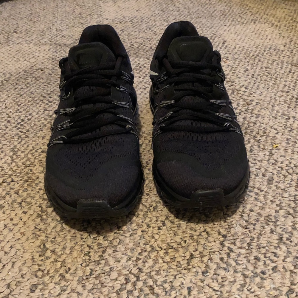 Black Nike shoes